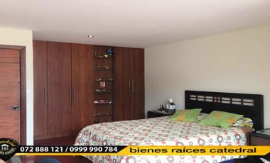 Departamento de venta en Av. González Suárez – código:15338