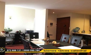 Departamento de venta en Av. González Suárez – código:15338