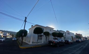 EB-MM9659  *Casa en RENTA en Col. Nueva Chapultepec, Morelia