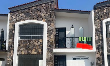 Casa en Venta ubicada en fraccionamiento Agaves San Pedro Cholula,Puebla