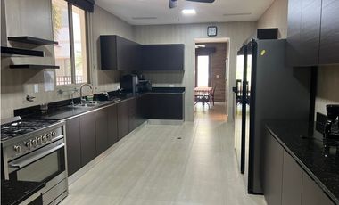 SE VENDE CASA - EN SANTA MARA  - 6389DM