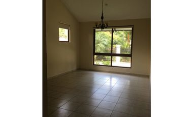 Se Alquila Casa Dúplex en El Dorado $ 4.500