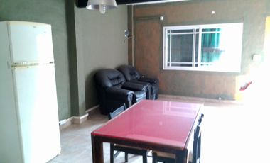 CASA DE 4 AMB. MAS DEPTO DE 3 AMB ADROGUE