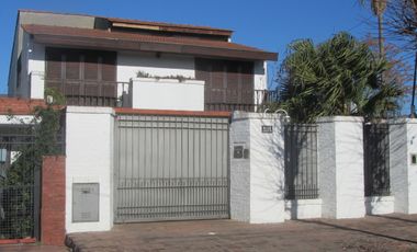CASA DE 4 AMB. MAS DEPTO DE 3 AMB ADROGUE