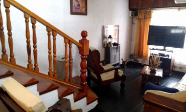 CASA DE 4 AMB. MAS DEPTO DE 3 AMB ADROGUE