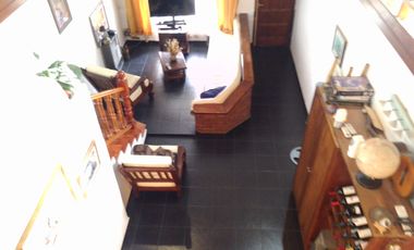 CASA DE 4 AMB. MAS DEPTO DE 3 AMB ADROGUE