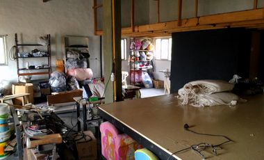 CASA DE 4 AMB. MAS DEPTO DE 3 AMB ADROGUE