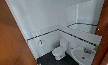 edificio en arriendo en libertadores. Cod A6841