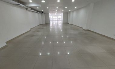 edificio en arriendo en libertadores. Cod A6841