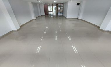 edificio en arriendo en libertadores. Cod A6841