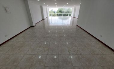 edificio en arriendo en libertadores. Cod A6841