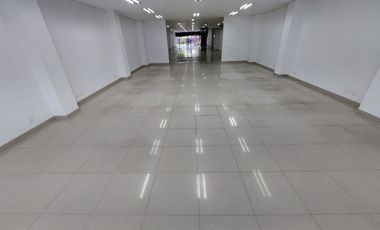 edificio en arriendo en libertadores. Cod A6841