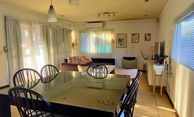 2025 - EN ALQUILER - PINAMAR - OSTENDE - MODERNA CASA 3 DORM 3 BAÃOS Y QUINCHO