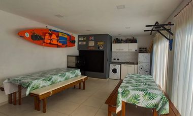 2025 - EN ALQUILER - PINAMAR - OSTENDE - MODERNA CASA 3 DORM 3 BAÃOS Y QUINCHO