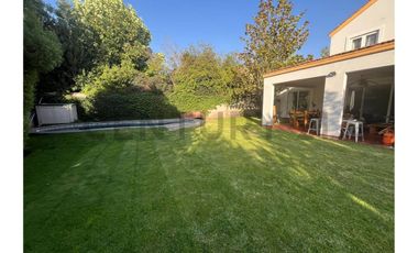 VENTA CASA CONDOMINIO LAS FLORES - CHICUREO