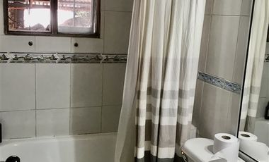 Casa en venta de 4 dorm. en Peñalolén