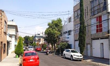 EDIFICIO EN VIADUCTO CON +6 DEPARTAMENTOS (URGENTE REMATE)