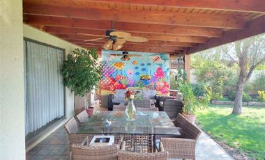 Casa en venta en Colina