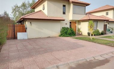 Casa en venta en Colina