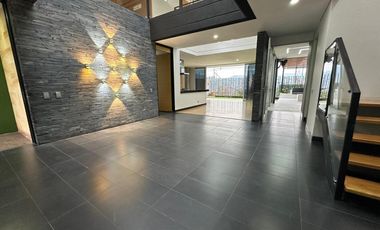 casa en arriendo en envigado. Cod A27942