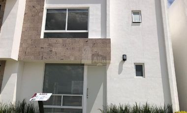Casa sola en venta en Paseos de Aguascalientes, Jesús María, Aguascalientes