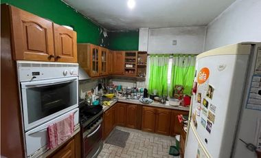 MONTGOLFIER 159, entre Albarracín y Albarellos, Isidro Casanova