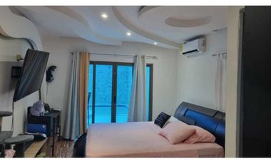   SE VENDE CASA DE LUJO, JUAN DIAZ 500M2