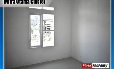 dijual rumah di jalan utama simpang tiga