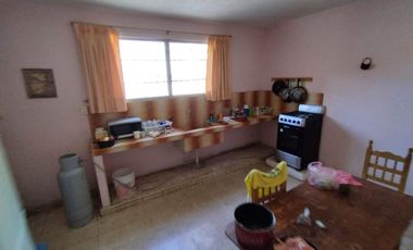 VENTA DE CASA EN TIXPEHUAL ,  AMPLIA Y COMODA $ 2'375,000.00
