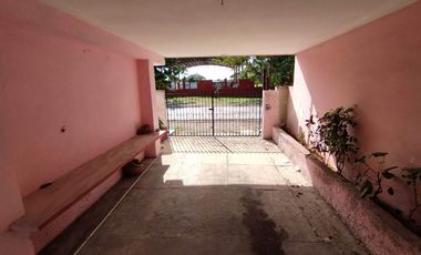 VENTA DE CASA EN TIXPEHUAL ,  AMPLIA Y COMODA $ 2'375,000.00