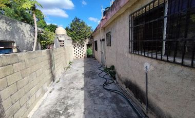 VENTA DE CASA EN TIXPEHUAL ,  AMPLIA Y COMODA $ 2'375,000.00