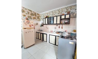 OFERTA VENTA DE CASA EN LA MARGEN IZQUIERDA DE MONTERA