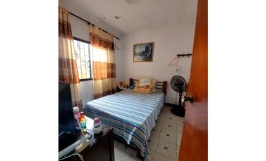 OFERTA VENTA DE CASA EN LA MARGEN IZQUIERDA DE MONTERA