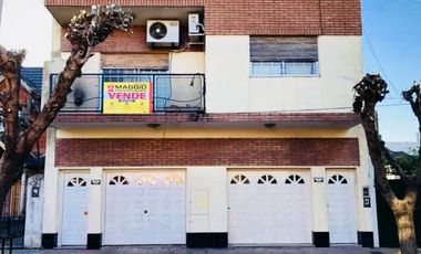 PH en Venta Haedo / Moron (A008 937)