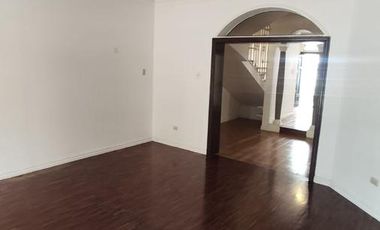 VENTA CASAS EN URB. LA PUNTILLA, SAMBORONDÓN (AV)