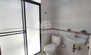 casa en arriendo en mesa. Cod A57036