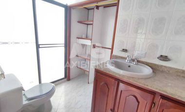 casa en arriendo en mesa. Cod A57036