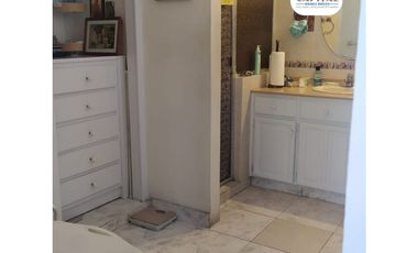 SE VENDE CASA DE ESQUINA EN ALTOS DE BETHANIA