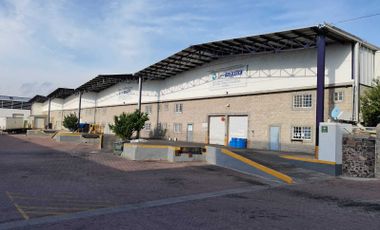 Bodega / Nave con oficinas en Renta Parque Industrial Bernardo Quintana 1200 m