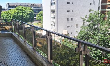 Departamento en alquiler:4 ambientes c/ dep, cochera cub. y baulera en Palermo  Apto Profesional