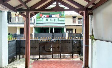 Rumah LB 100 Strategis 8 Mnt ke Stasiun Klender Baru Siap Huni J-41160