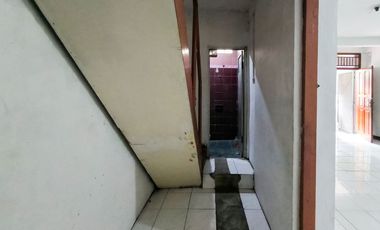 Rumah LB 100 Strategis 8 Mnt ke Stasiun Klender Baru Siap Huni J-41160