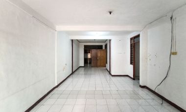 Rumah LB 100 Strategis 8 Mnt ke Stasiun Klender Baru Siap Huni J-41160