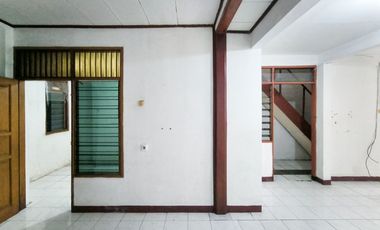 Rumah LB 100 Strategis 8 Mnt ke Stasiun Klender Baru Siap Huni J-41160