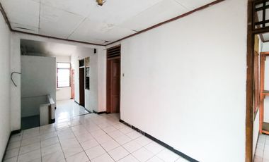 Rumah LB 100 Strategis 8 Mnt ke Stasiun Klender Baru Siap Huni J-41160