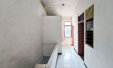 Rumah LB 100 Strategis 8 Mnt ke Stasiun Klender Baru Siap Huni J-41160