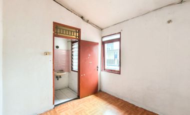 Rumah LB 100 Strategis 8 Mnt ke Stasiun Klender Baru Siap Huni J-41160