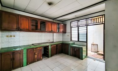 Rumah LB 100 Strategis 8 Mnt ke Stasiun Klender Baru Siap Huni J-41160