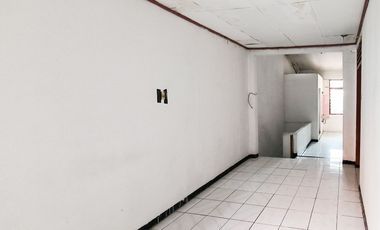 Rumah LB 100 Strategis 8 Mnt ke Stasiun Klender Baru Siap Huni J-41160