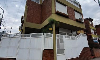 VENTA DE DUPLEX DE 3 AMBIENTES EN QUILMES CENTRO